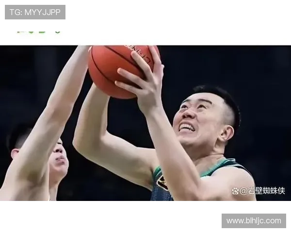 威姆斯挑战韩德君提议八角笼篮球赛引发球迷热议与期待